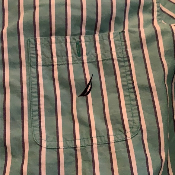 Men’s button down - Picture 3 of 3